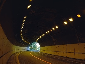 tunnel, Floodlit